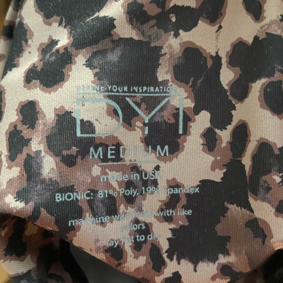 DYI LEGGINGS - Picture 2 of 2